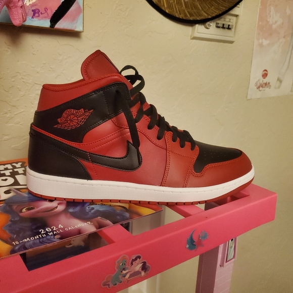 Air Jordan 1's mid customs Red and Black Size Mens 12 - Picture 6 of 8